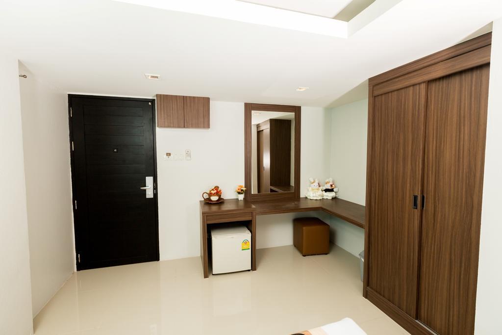 Euro Luxury Pavillion Pratunam Bangkok Rum bild