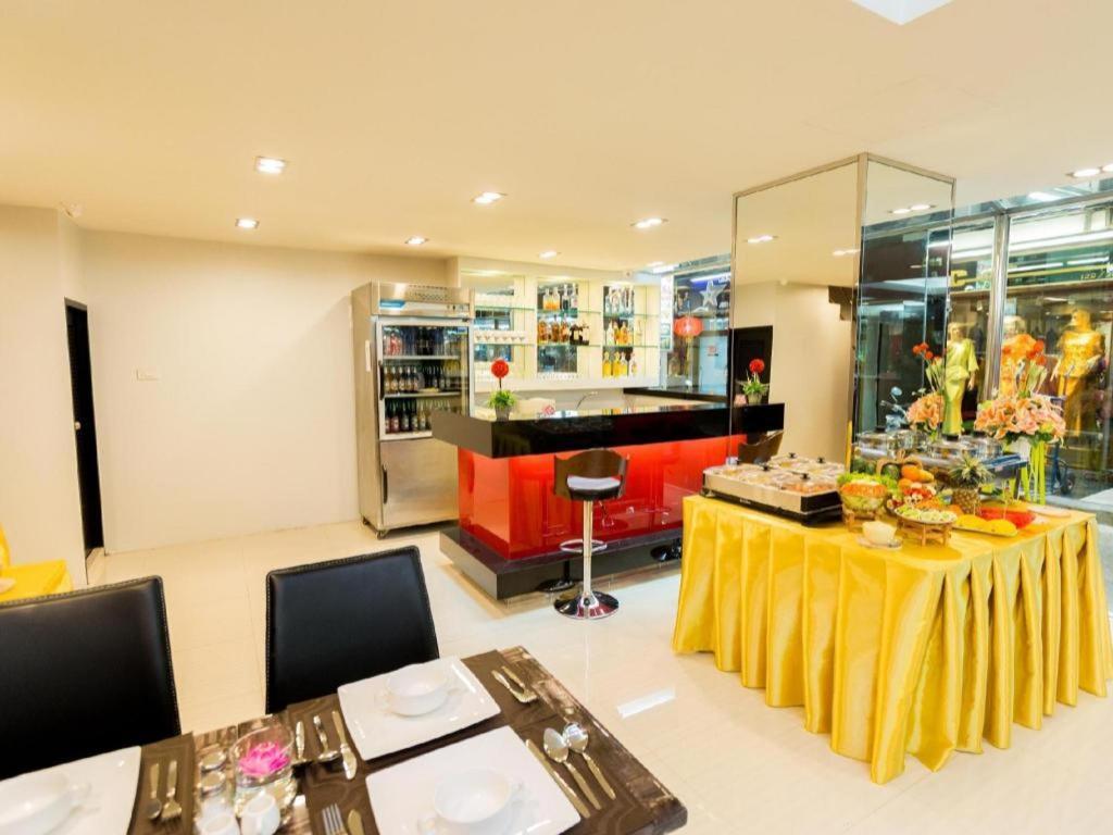 Euro Luxury Pavillion Pratunam Bangkok Exteriör bild